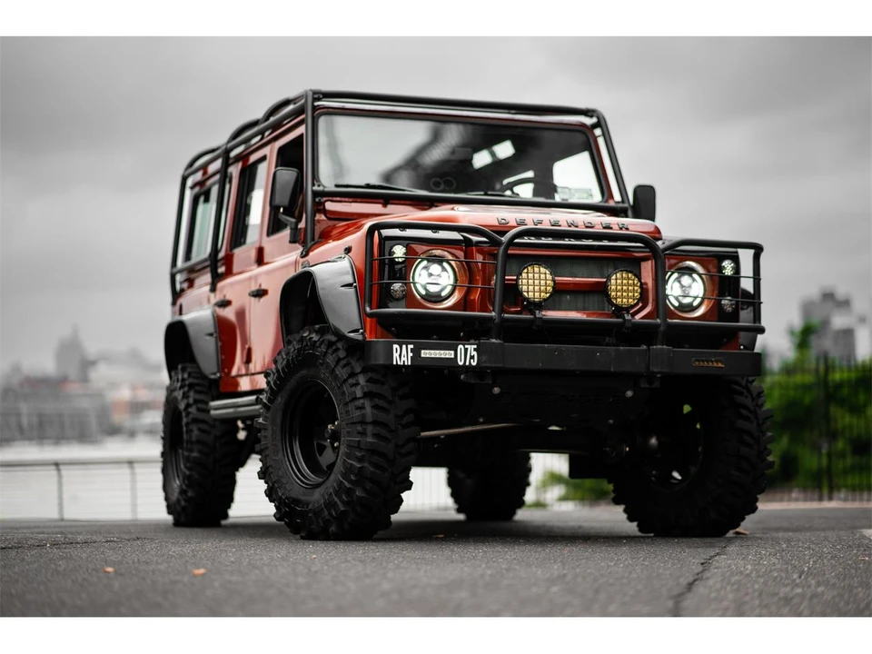 1998 Land Rover Defender 110 - Image 25 of 31