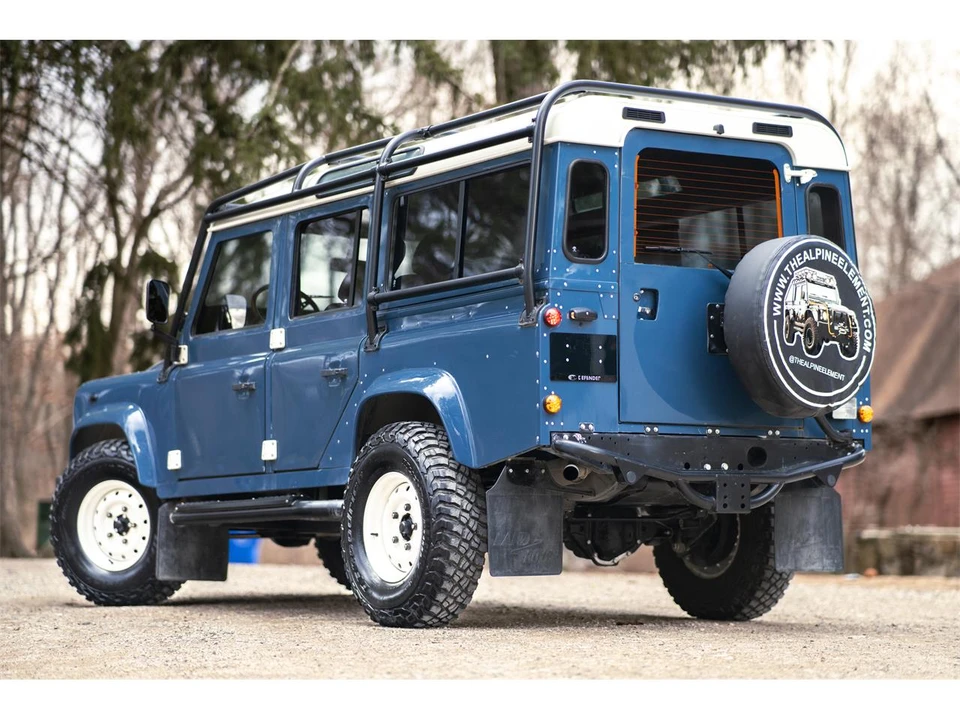 1998 Land Rover Defender 110 - Image 7 of 31