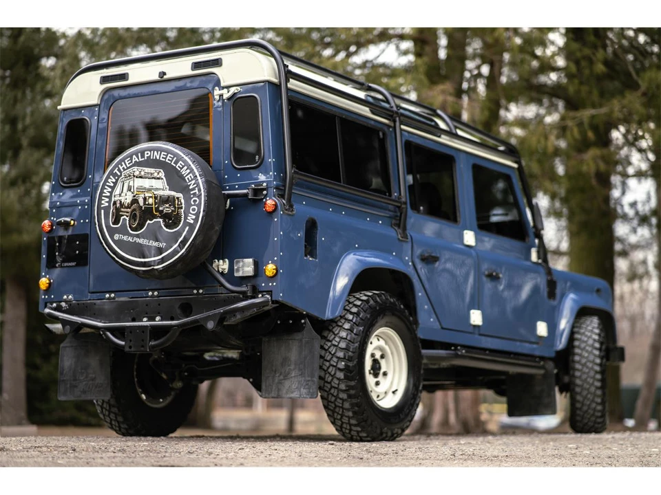 1998 Land Rover Defender 110 - Image 11 of 31