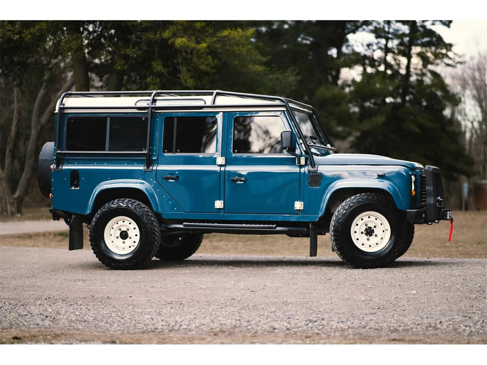 1998 Land Rover Defender 110 - Image 12 of 31