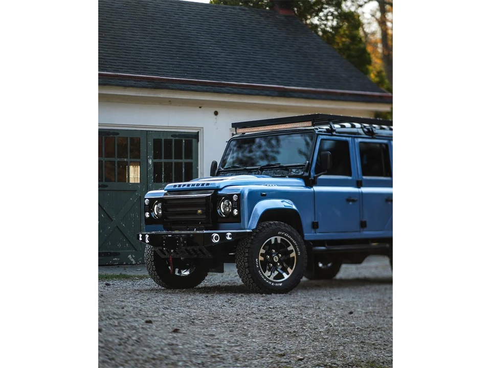 1998 Land Rover Defender 110 - Image 8 of 31