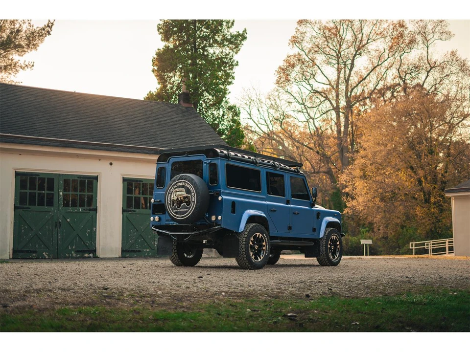 1998 Land Rover Defender 110 - Image 30 of 31
