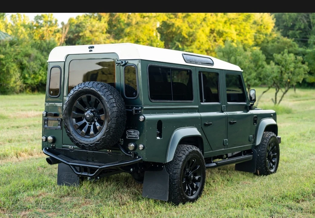 1998 Land Rover Defender 110 - Image 3 of 25