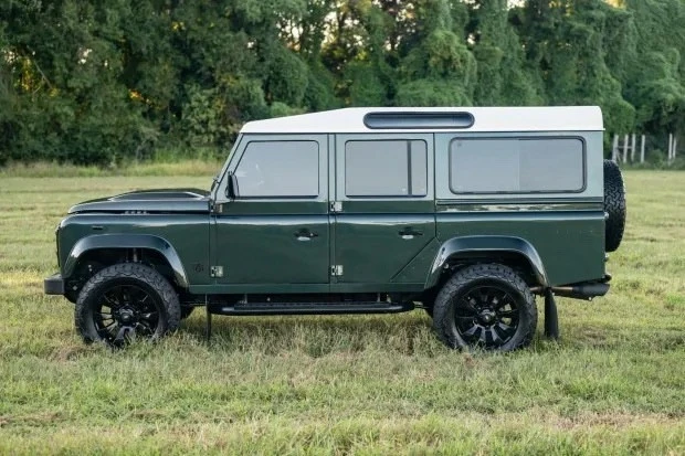 1998 Land Rover Defender 110 - Image 12 of 25