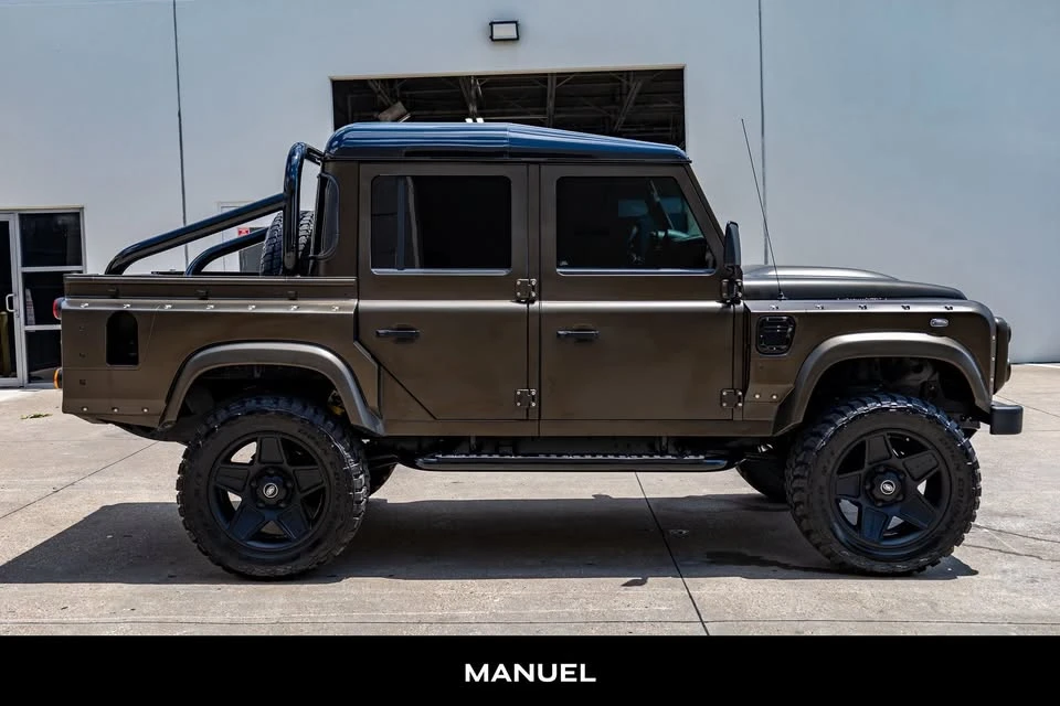 1998 Land Rover Defender 110 - Image 9 of 13