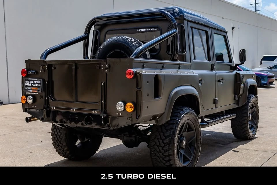 1998 Land Rover Defender 110 - Image 7 of 13
