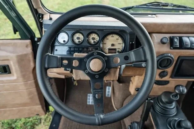 1998 Land Rover Defender 110 - Image 21 of 25