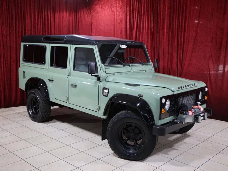 1998 Land Rover Defender 110 - Image 2 of 20