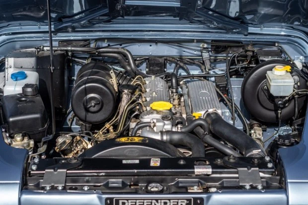 1998 Land Rover Defender 110 - Image 6 of 8