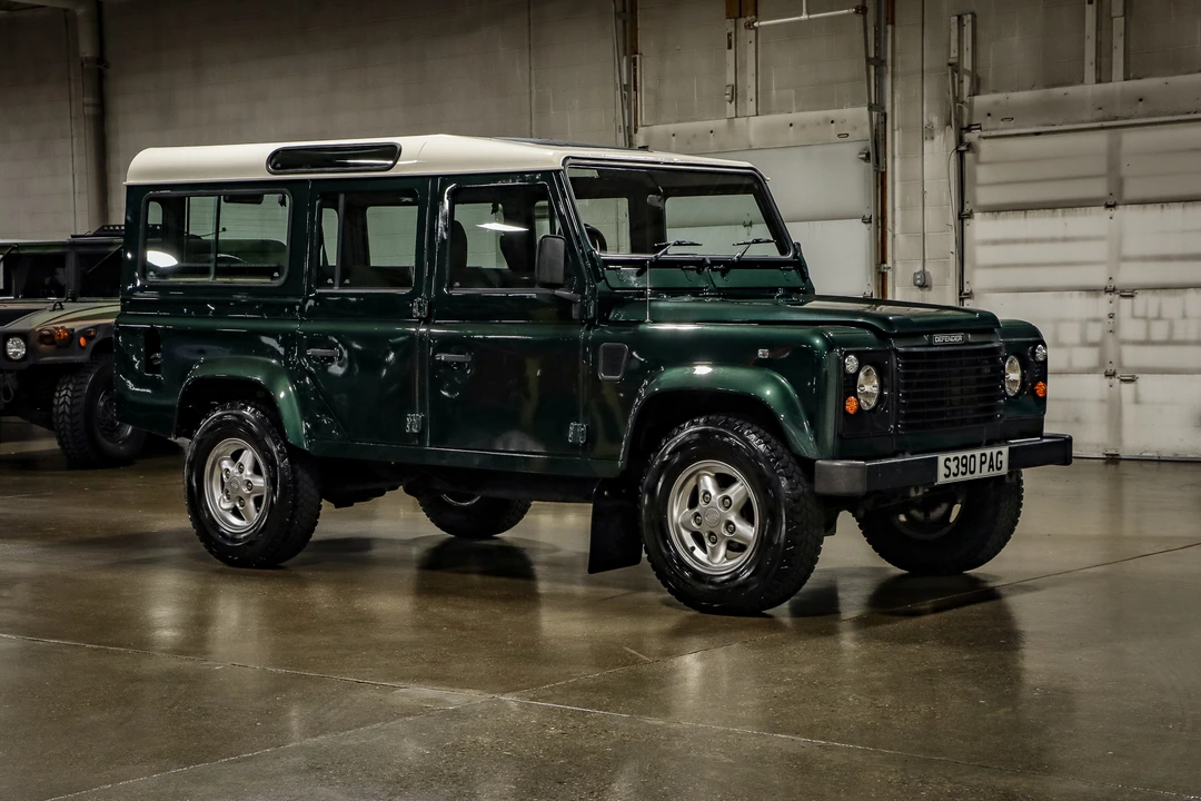 1998 Land Rover Defender 110 - Image 15 of 31