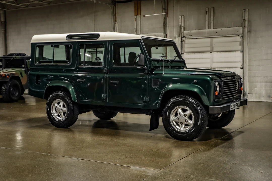 1998 Land Rover Defender 110 - Image 16 of 31