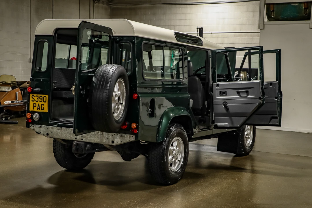 1998 Land Rover Defender 110 - Image 27 of 31