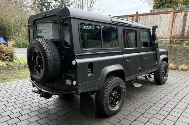 1998 Land Rover Defender 110 - Image 2 of 7
