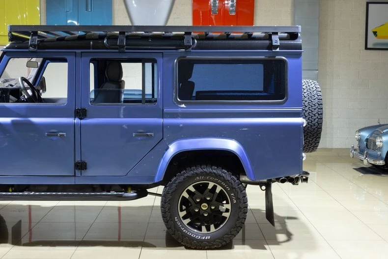 1998 Land Rover Defender 110 - Image 5 of 20