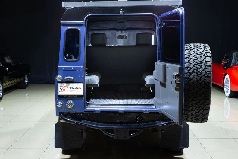 1998 Land Rover Defender 110 - Image 16 of 20
