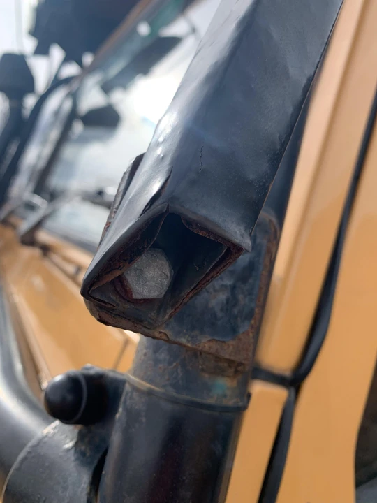 1998 Land Rover Defender 110 - Image 20 of 31