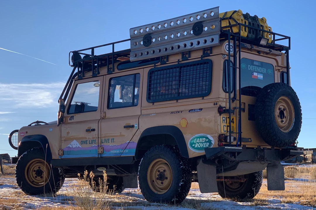 1998 Land Rover Defender 110 - Image 4 of 31