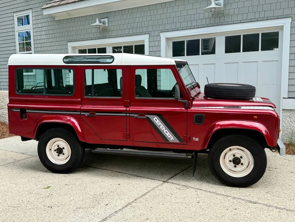 1998 Land Rover Defender 110 - Image 3 of 13