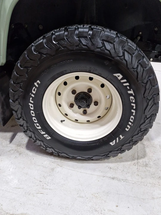 1998 Land Rover Defender 110 - Image 15 of 31