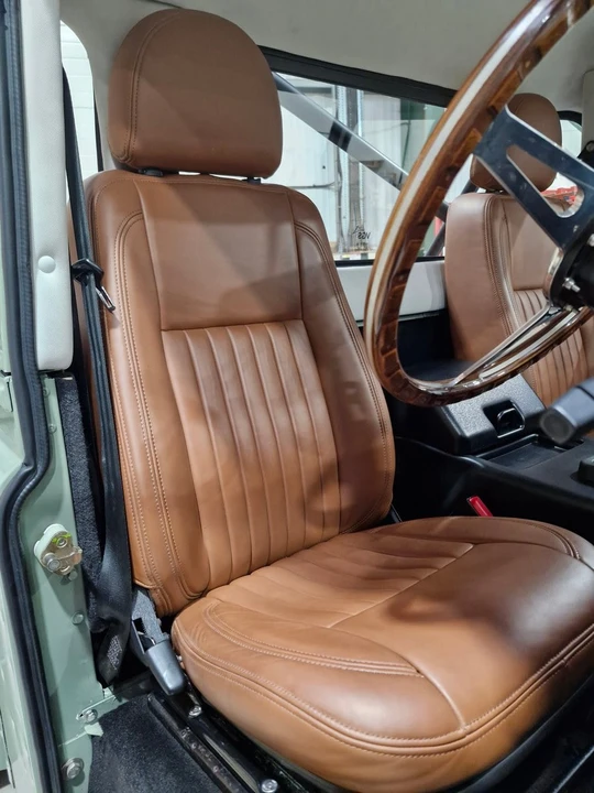 1998 Land Rover Defender 110 - Image 19 of 31