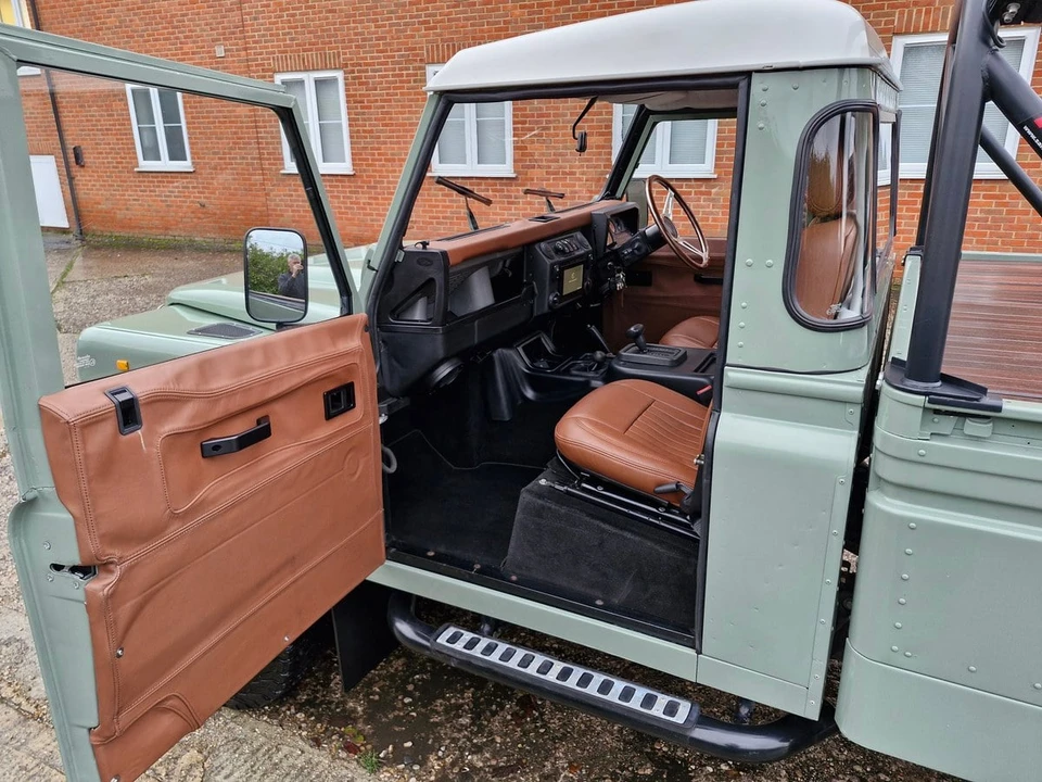 1998 Land Rover Defender 110 - Image 26 of 31
