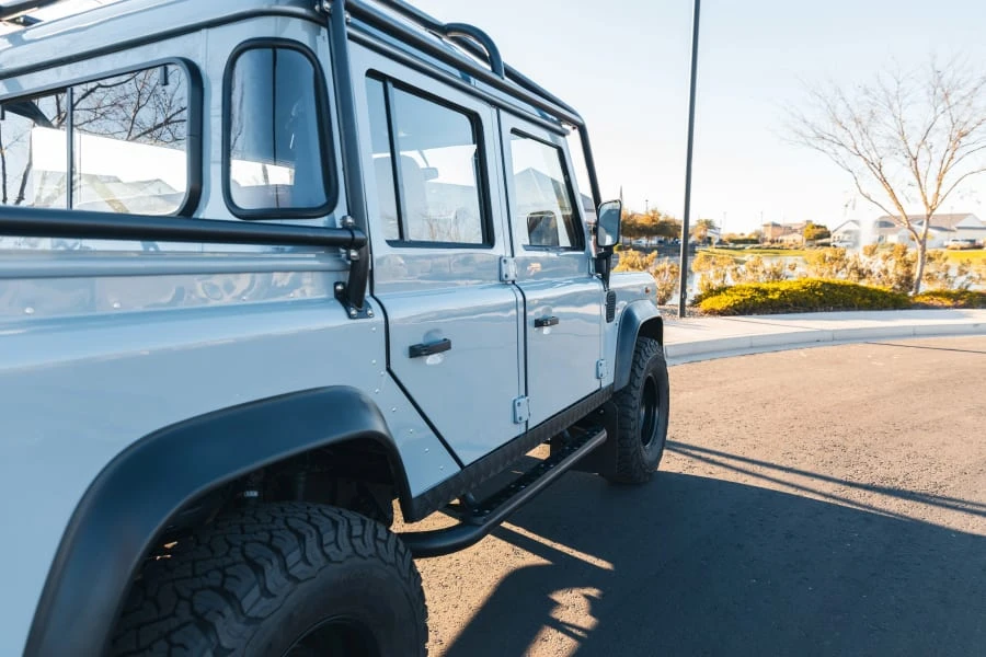1998 Land Rover Defender 110 - Image 21 of 31