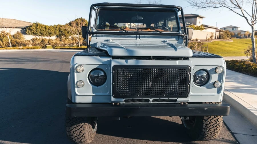 1998 Land Rover Defender 110 - Image 3 of 31