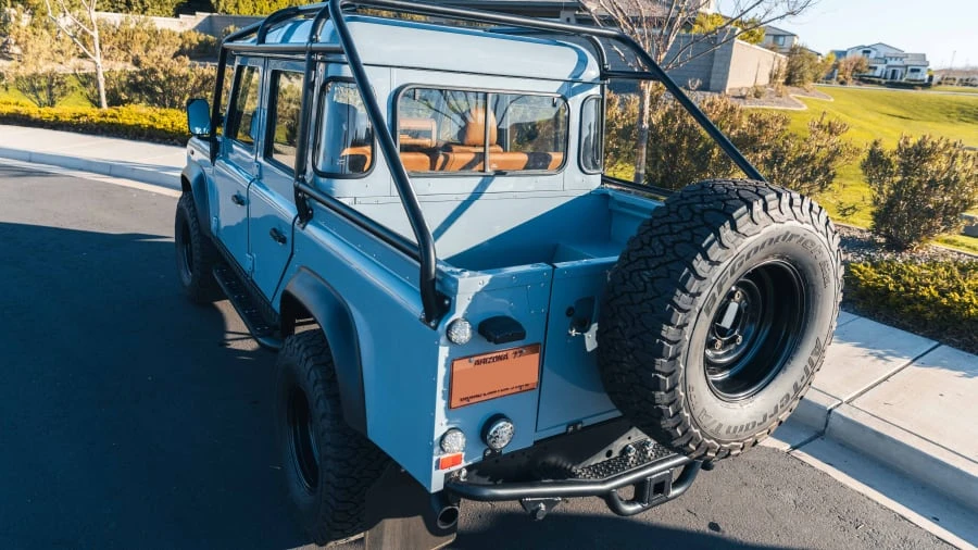 1998 Land Rover Defender 110 - Image 4 of 31