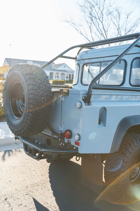1998 Land Rover Defender 110 - Image 10 of 31