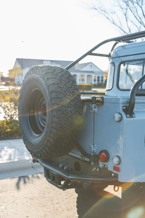 1998 Land Rover Defender 110 - Image 13 of 31