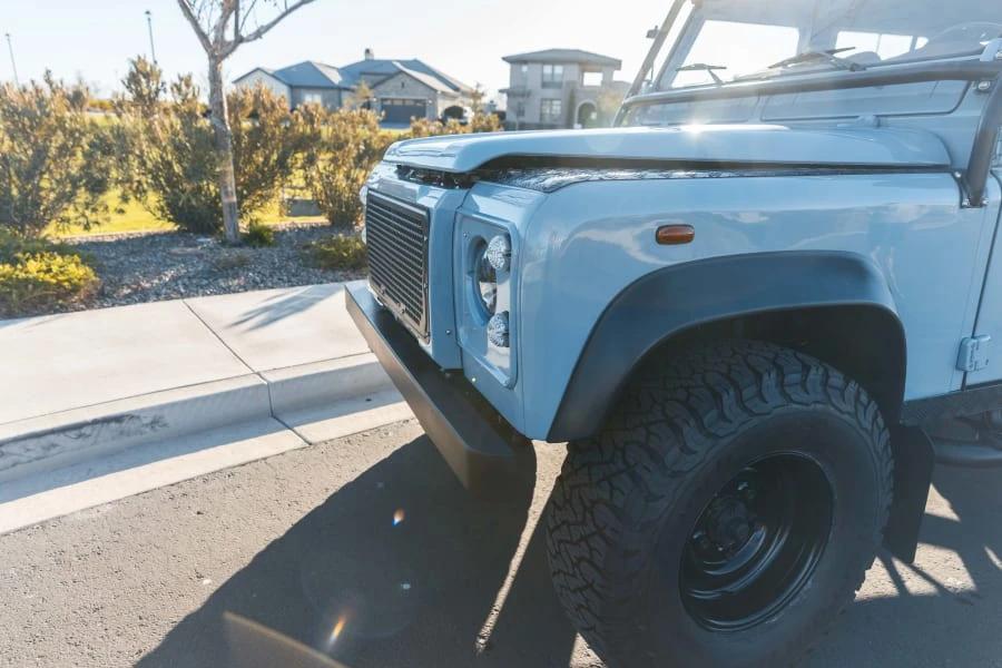1998 Land Rover Defender 110 - Image 16 of 31