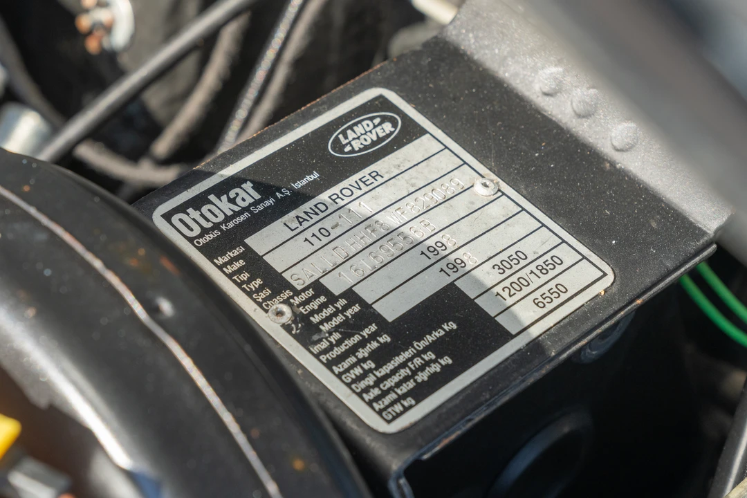1998 Land Rover Defender 110 - Image 8 of 8