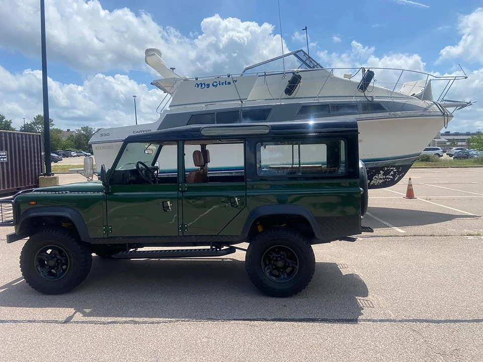 1998 Land Rover Defender 110 - Image 19 of 31