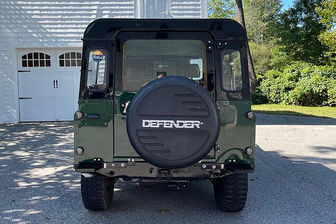 1998 Land Rover Defender 110 - Image 5 of 31