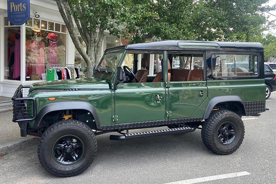 1998 Land Rover Defender 110 - Image 3 of 31