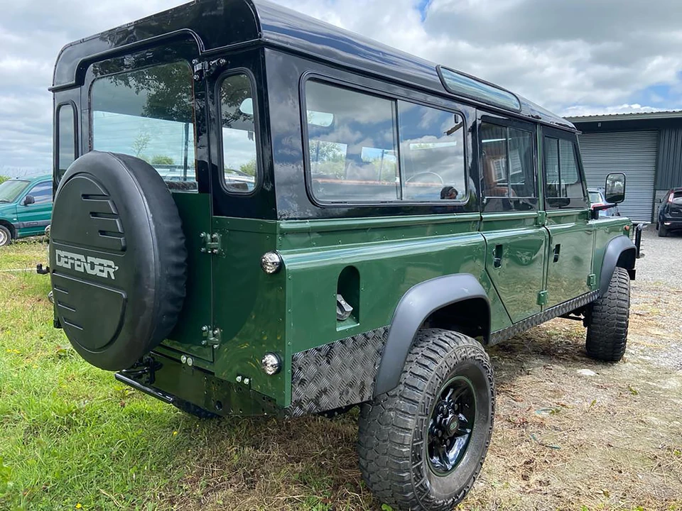 1998 Land Rover Defender 110 - Image 4 of 31