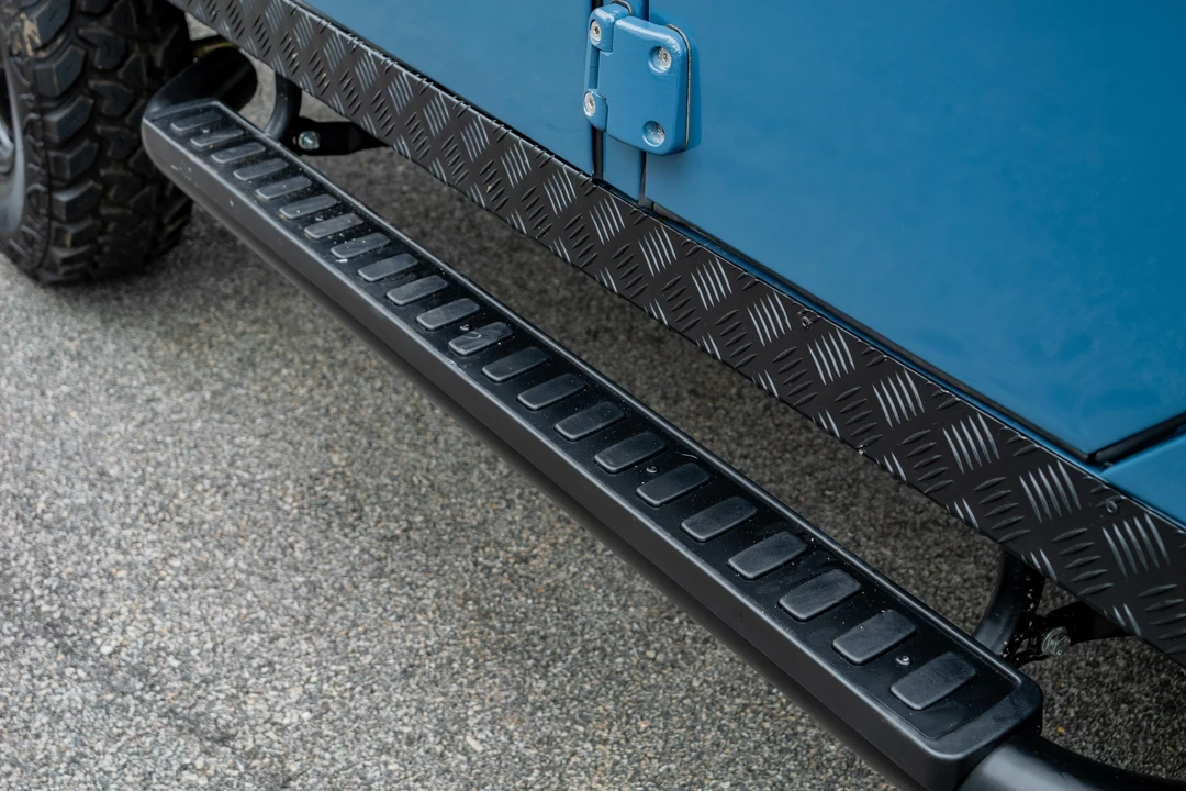 1998 Land Rover Defender 110 - Image 18 of 31