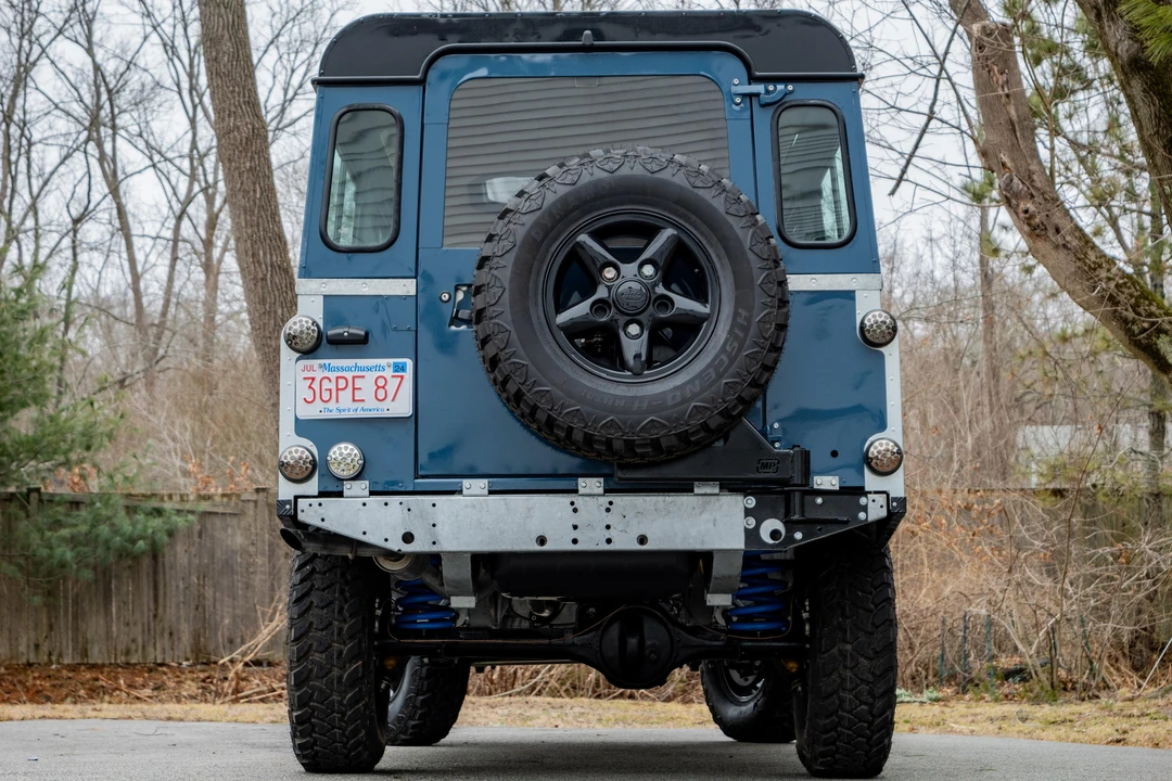 1998 Land Rover Defender 110 - Image 5 of 31