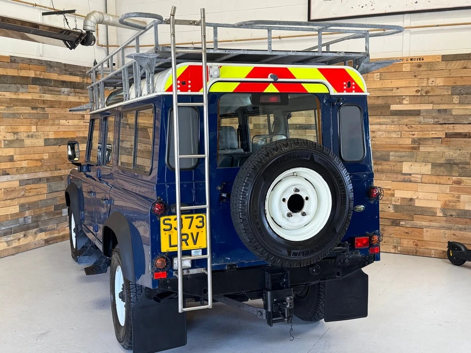 1998 Land Rover Defender 110 - Image 3 of 30