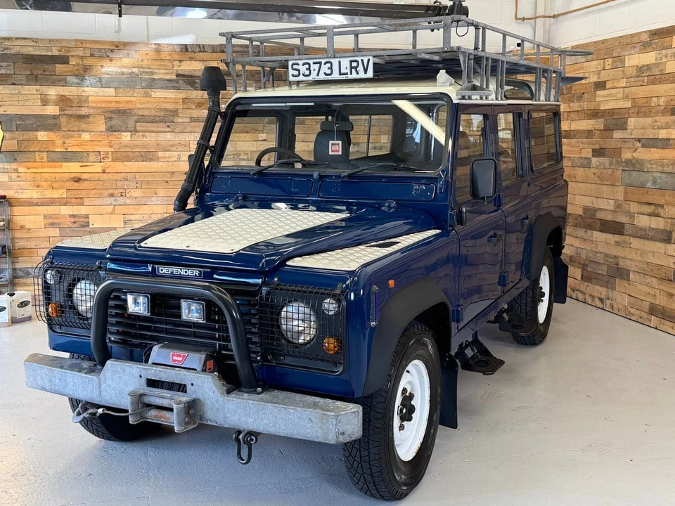 1998 Land Rover Defender 110 - Image 10 of 30