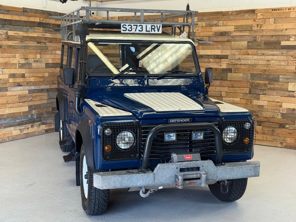 1998 Land Rover Defender 110 - Image 8 of 30
