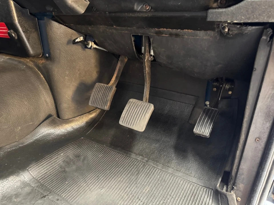 1998 Land Rover Defender 110 - Image 23 of 30