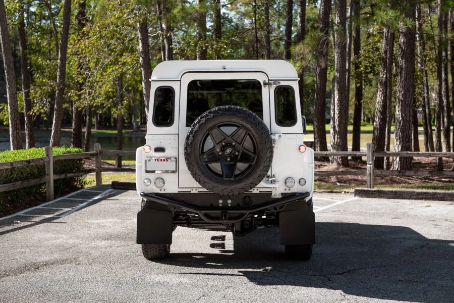 1998 Land Rover Defender 110 - Image 5 of 31