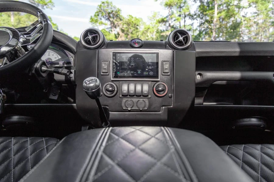 1998 Land Rover Defender 110 - Image 29 of 31