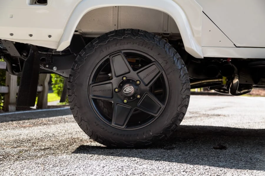 1998 Land Rover Defender 110 - Image 14 of 31