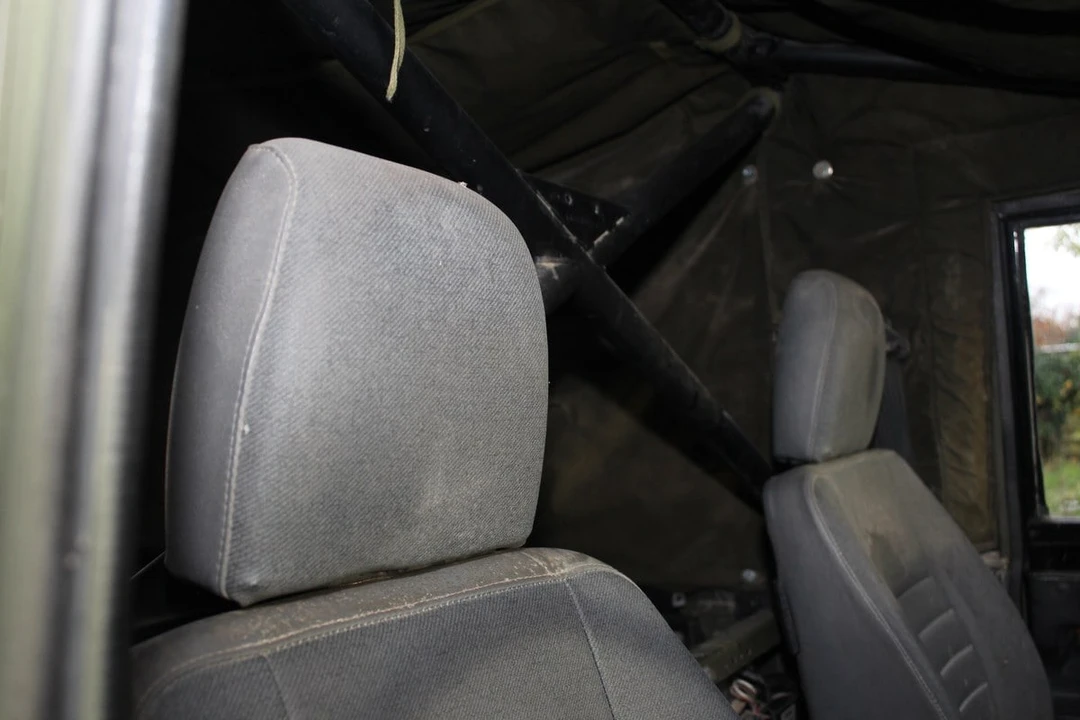 1998 Land Rover Defender 110 - Image 30 of 30
