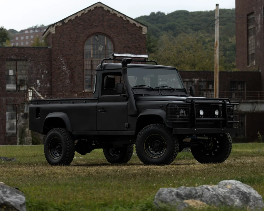 1998 Land Rover Defender 110 - Image 13 of 21