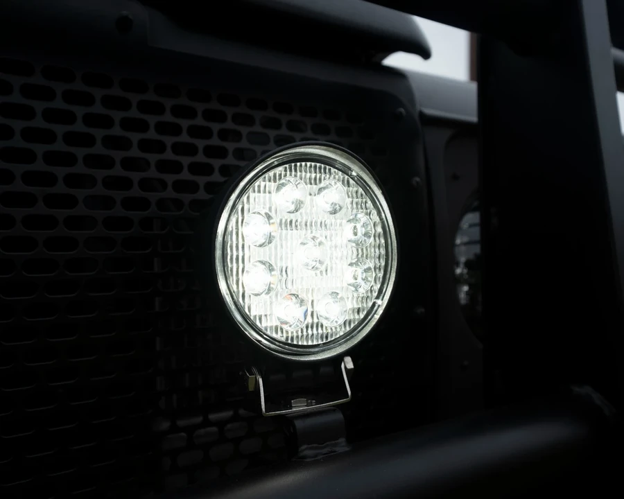 1998 Land Rover Defender 110 - Image 17 of 21