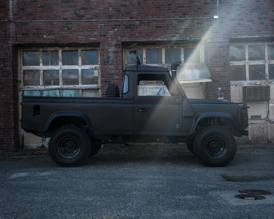 1998 Land Rover Defender 110 - Image 2 of 21