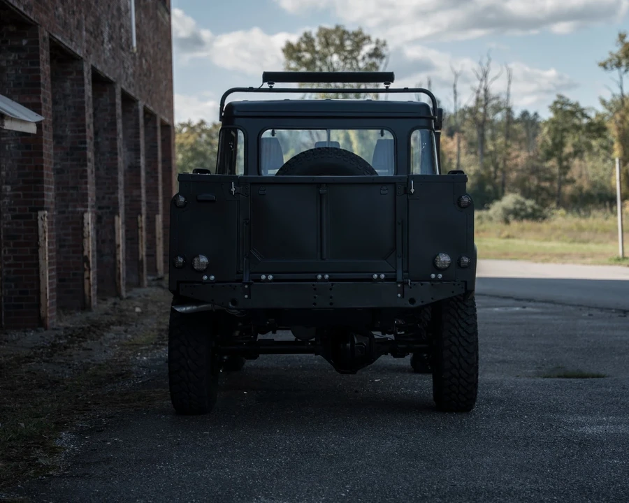 1998 Land Rover Defender 110 - Image 4 of 21